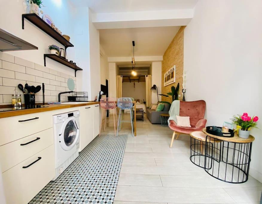 Ferienwohnung Beautiful Loft In The Heart Of Ruzafa, Soho Valencia Exterior foto